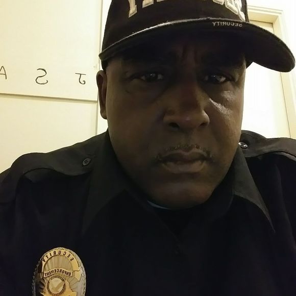 Meet your Posher, Edwin - Picture 1 of 1